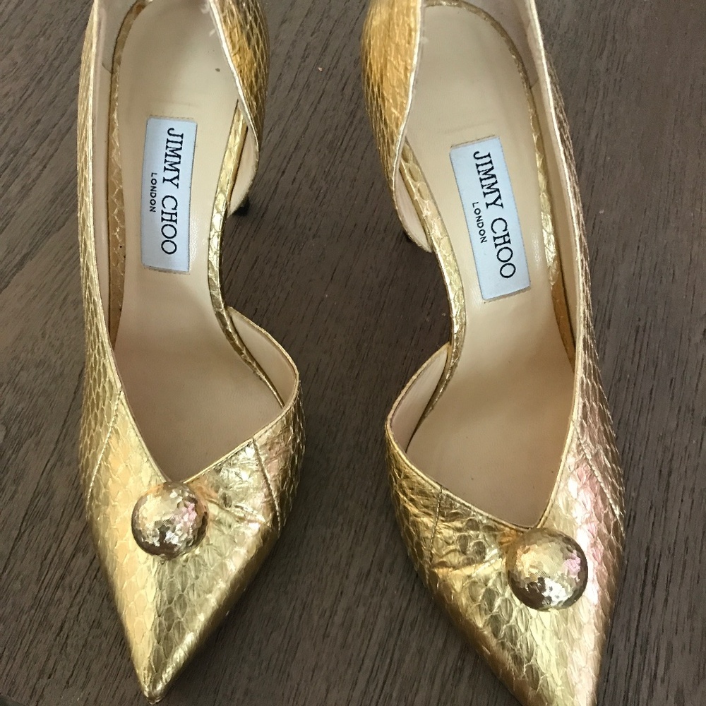 Jimmy Choo Gold pump